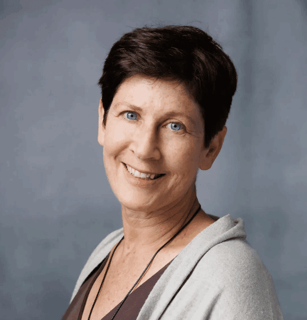 Professional headshot of Gali Stoffman, an integrative medical doctor and speaker at the 3rd WCTCIM in Latin America.