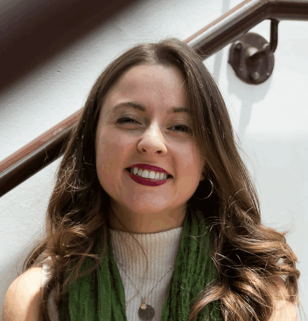 Profile photograph of Geovana Grassmann, a Naturologist and speaker at the 3rd WCTCIM, shown in a professional setting.