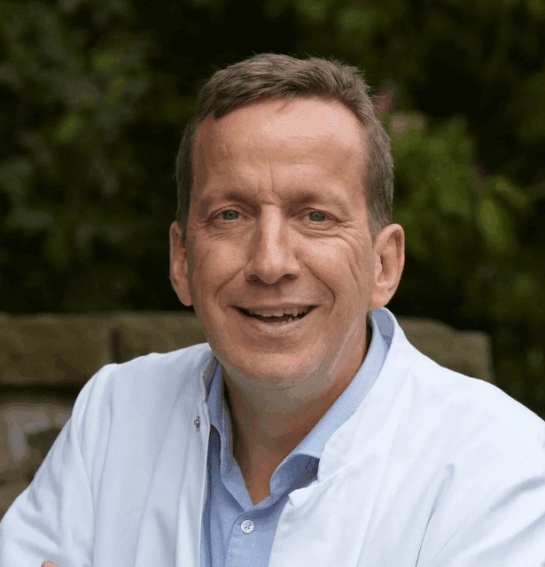 Professional headshot of speaker Jost Langhorst, a German physician and professor specializing in internal integrative medicine.