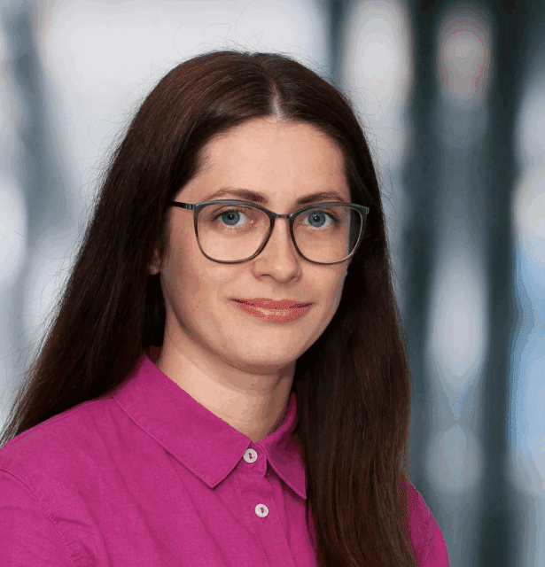 Professional headshot of Mirela Bilc, PhD, a research group leader at University Hospital Tübingen, for the 3rd WCTCIM.