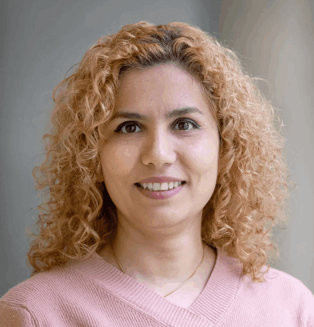 Rahele Tavakoly, Ph.D. in nutrition sciences, is pictured in a professional portrait as a Scientific Committee member.