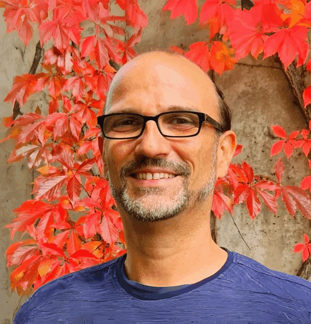 Professional headshot of Steffen Schulz, a Dr.-Ing. and researcher at Charité, in a formal setting for his 3rd WCTCIM profile.