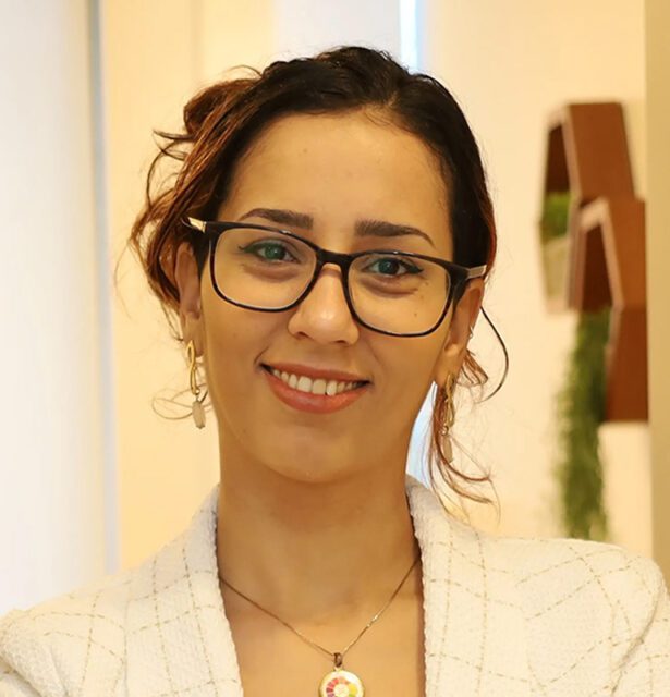 Fotografia de perfil de Ananda Lopes Gonzalez, Naturóloga e especialista em Gerontologia, palestrante no 3rd WCTCIM.