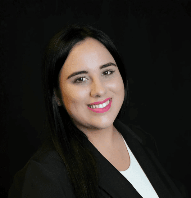 Professional headshot of Clara S. Santiago Rosado, a Naturopathic Doctor and speaker at the 3rd WCTCIM event in Brazil.