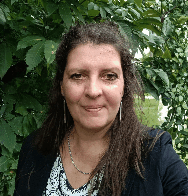 Headshot of Isabel Yost, Naturopath and Director of the School of Naturopathy of Uruguay, participating at the 3rd WCTCIM.