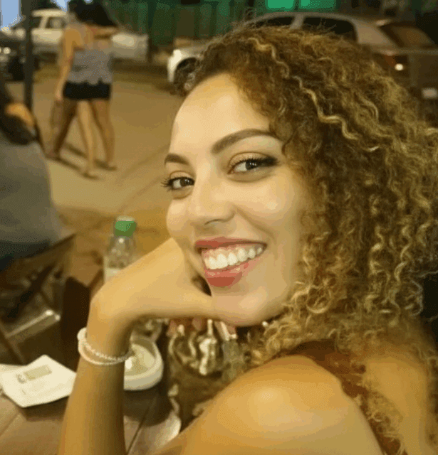 Headshot of Lauriane Martins Santana, a psychologist and community therapist from the Oswaldo Cruz Institute (FIOCRUZ), Brazil.